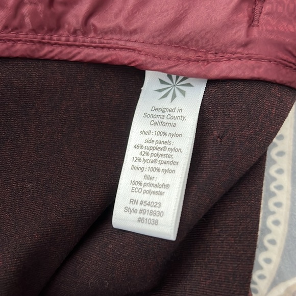 Athleta Women's Quilted Vest - Picture 9 of 9